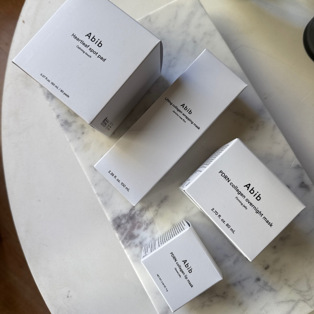 Skin care kit! Completely new, packed